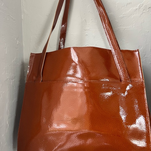 VINTAGE BOTTEGA VENETA BEAUTIFUL LEATHER TOTE - Picture 2 of 7